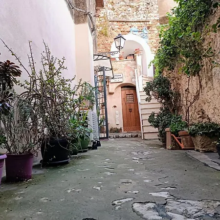 La Casetta Nelle Mura *
